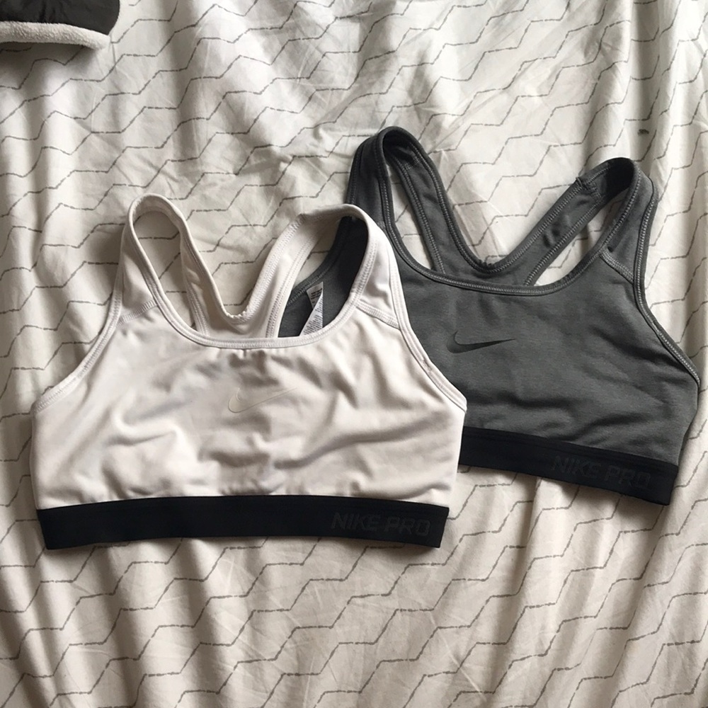 Nike pro sports bras